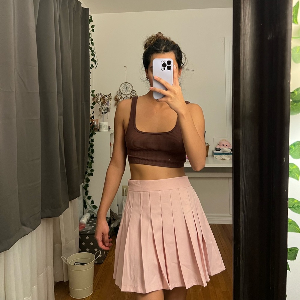 Pleated skirt in peach 🍑